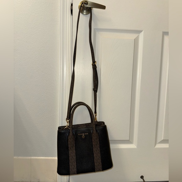 Mini MK Satchel Pebbled Leather Bag! - Picture 3 of 9